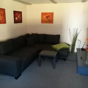 https://elbhangzimmer-dresden.dresdenhotels.net