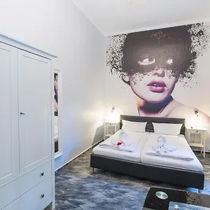 https://pension-marie-prenzlauer-berg.find-berlin-hotels.com